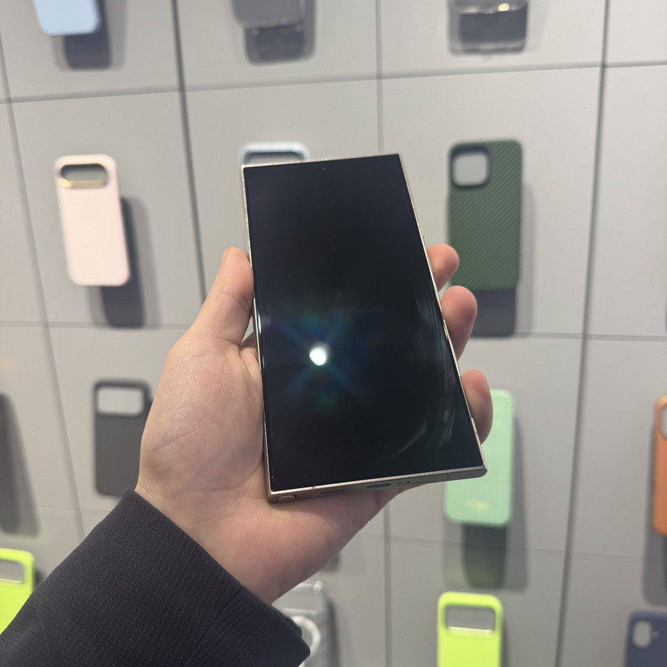 Смартфон Samsung Galaxy S24 Ultra 12/256GB Titanium Gray (Б/У)