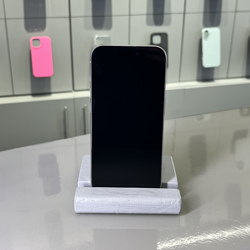 Смартфон Apple iPhone 15 Pro 128GB DualSim Natural Tianium (Б/У)