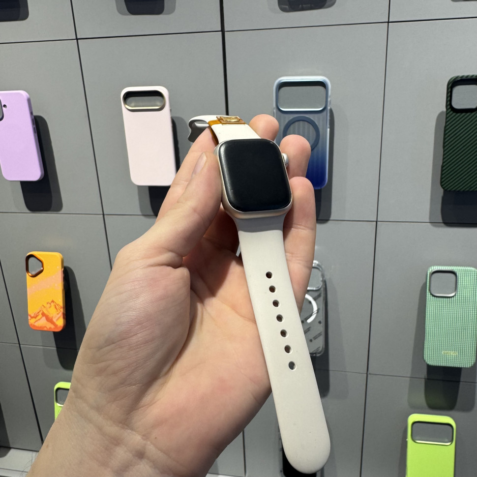 Умные часы Apple Watch 9 41mm Starlight (Б/У)
