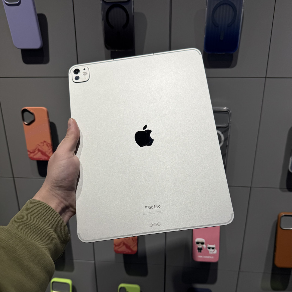Планшет Apple iPad Pro 13 (2024) 256GB Wi-Fi + Cellular Серебро (Silver) (Б/У)