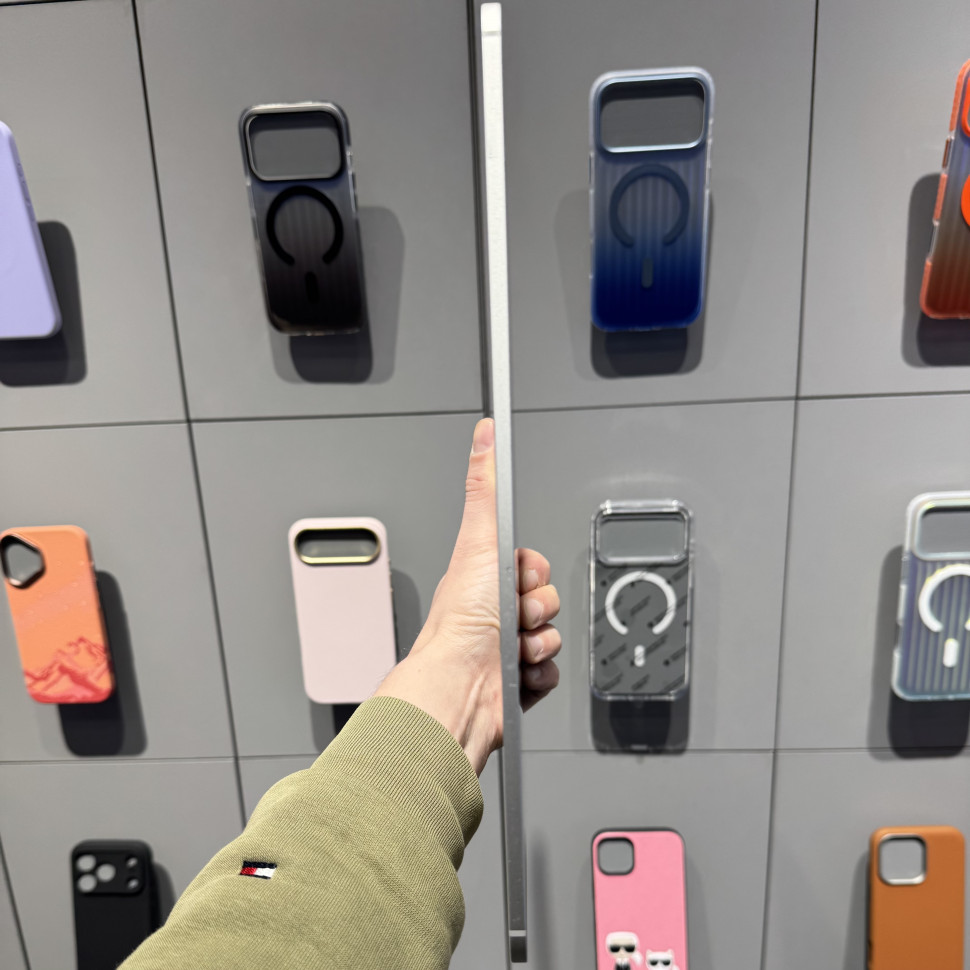 Планшет Apple iPad Pro 13 (2024) 256GB Wi-Fi + Cellular Серебро (Silver) (Б/У)