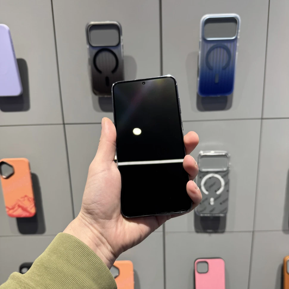 Смартфон Samsung Galaxy S23+ 8/256GB Черный (Phantom Black) (Б/У)