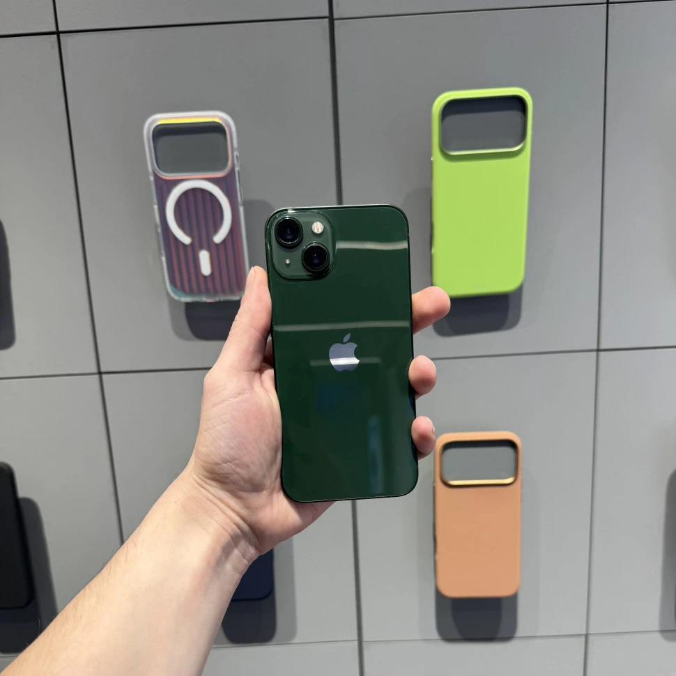 Смартфон Apple iPhone 13 128GB Зеленый (Б/У)