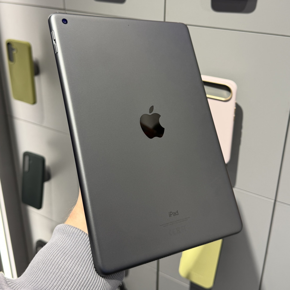 Планшет Apple iPad 10.2 (9th Generation) 64GB Wi-Fi Серый космос (Б/У)