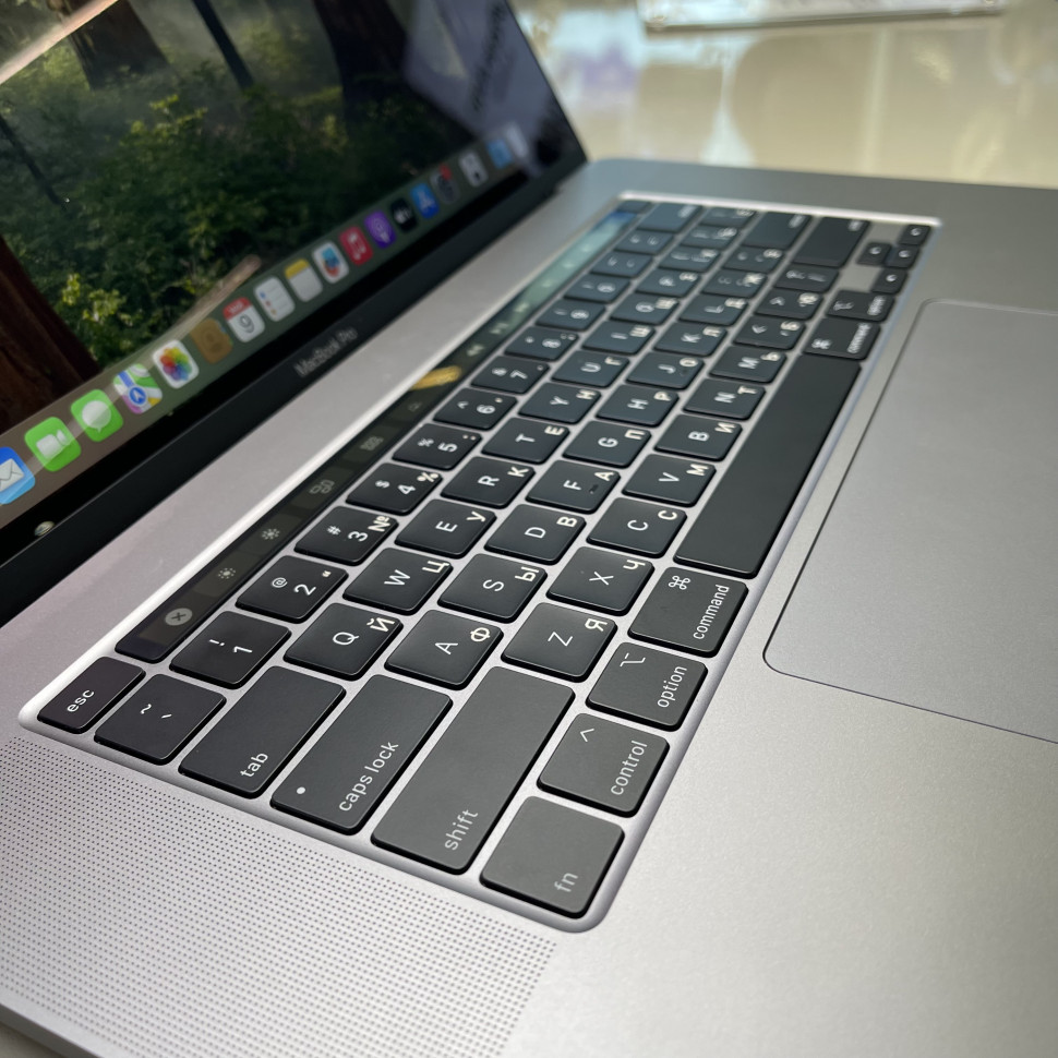 Ноутбук Apple MacBook Pro 16 (2019) 32/512GB Space Gray (Б/У)