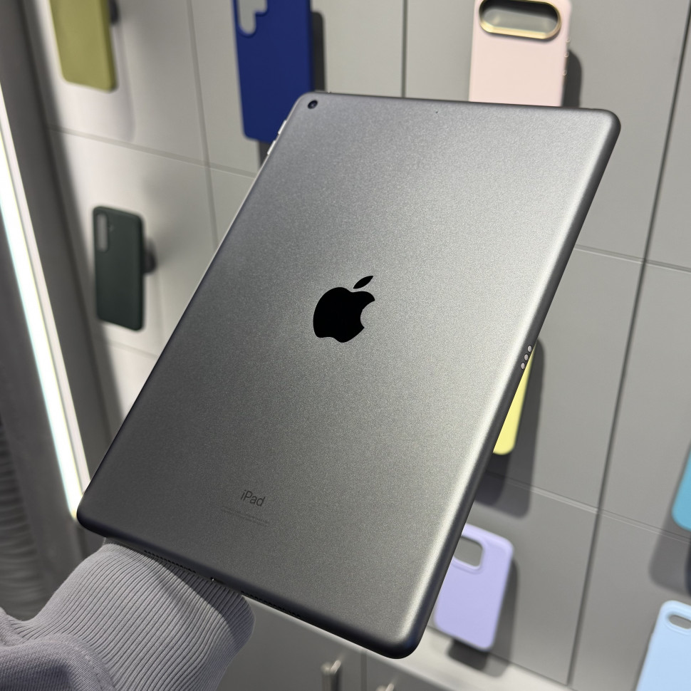 Планшет Apple iPad 10.2 (9th Generation) 64GB Wi-Fi Серый (Б/У)