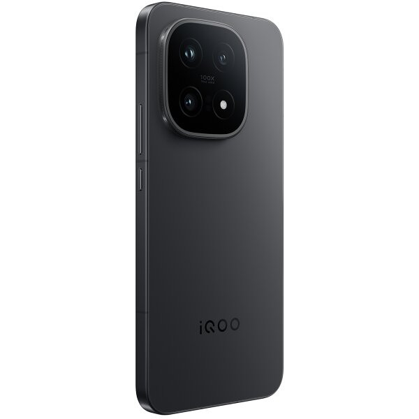Смартфон vivo iQOO 15 12/256GB Черный (Black)