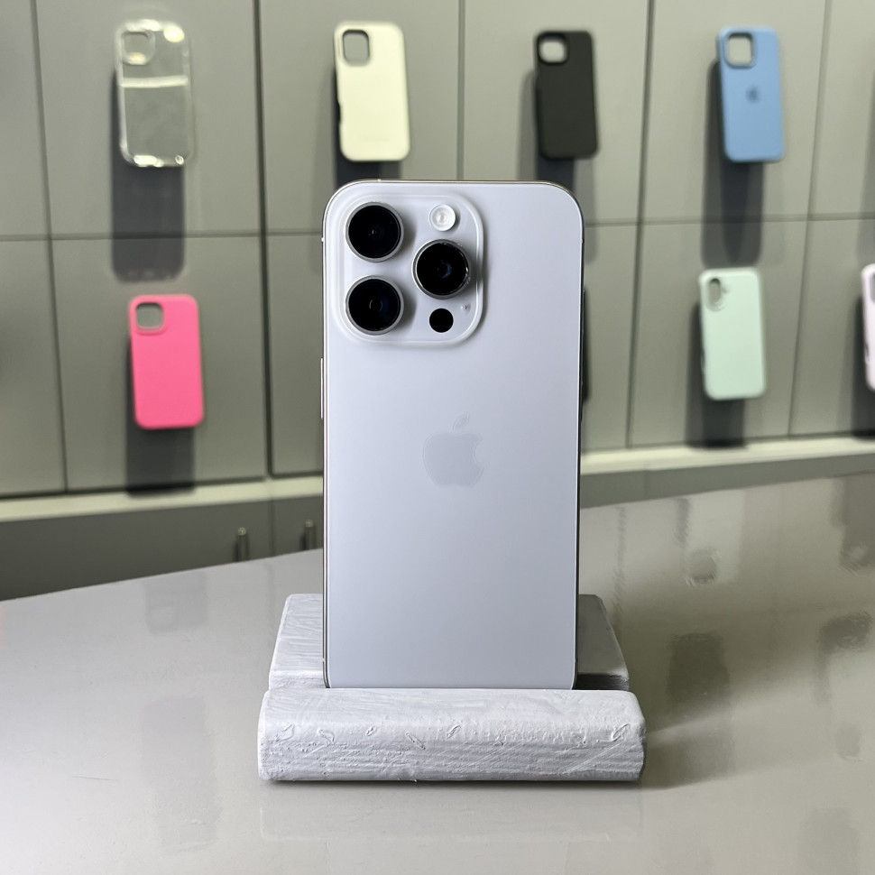 Смартфон Apple iPhone 15 Pro 512GB Natural Titanium (Б/У)