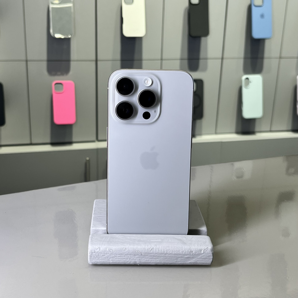 Смартфон Apple iPhone 15 Pro 128GB Natural Titanium (Б/У)