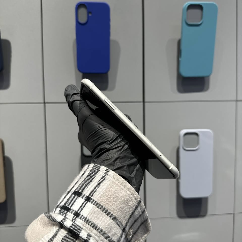 Смартфон Apple iPhone 11 64GB White (Б/У)