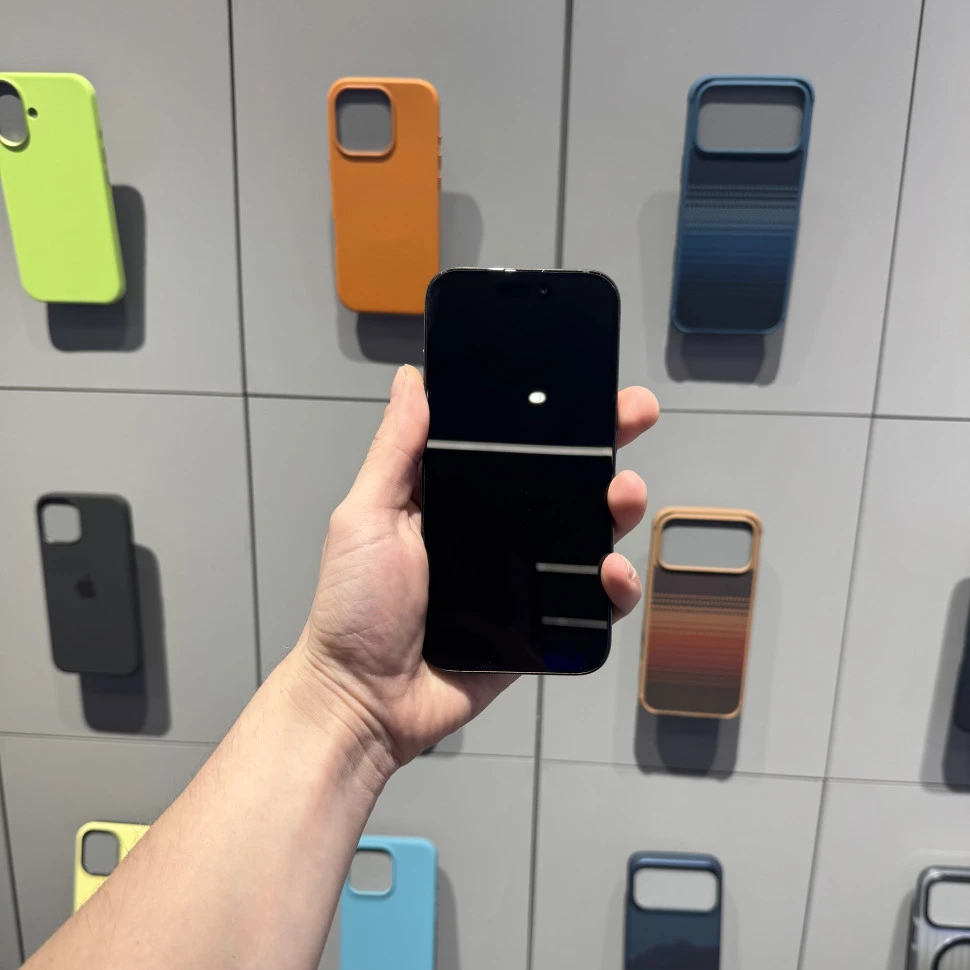 Смартфон Apple iPhone 15 Pro 256GB Черный титан (Black Titanium) (Б/У)