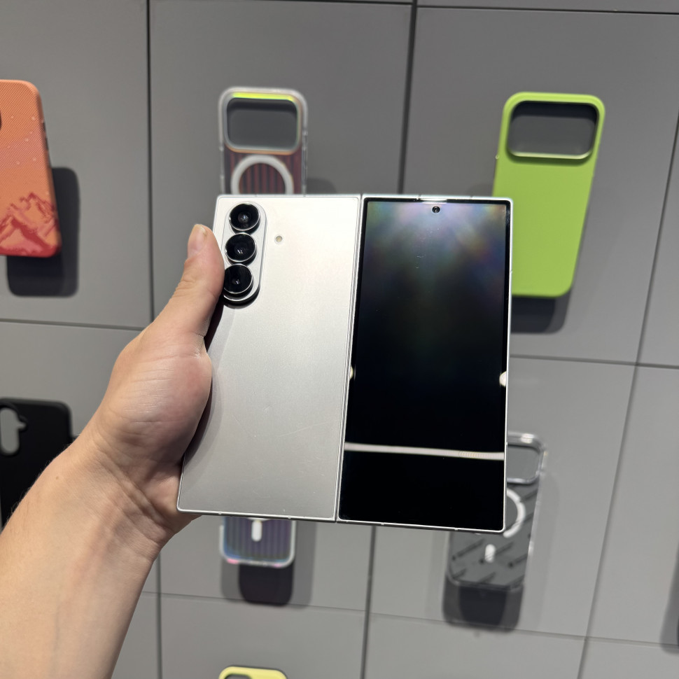 Смартфон Samsung Galaxy Z Fold7 12/512GB Серый (Silver Shadow) (Б/У)