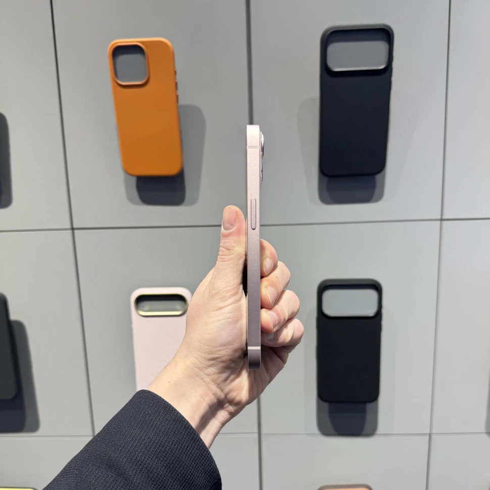 Смартфон Apple iPhone 13 128GB Розовый (Pink) (Б/У)