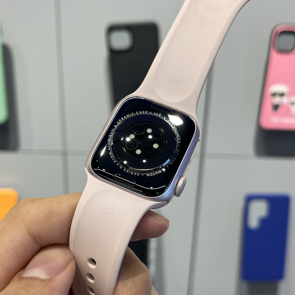 Умные часы Apple Watch Series 9 41mm Pink Aluminum Case with Pink Sport Band (S/M) (Б/У)