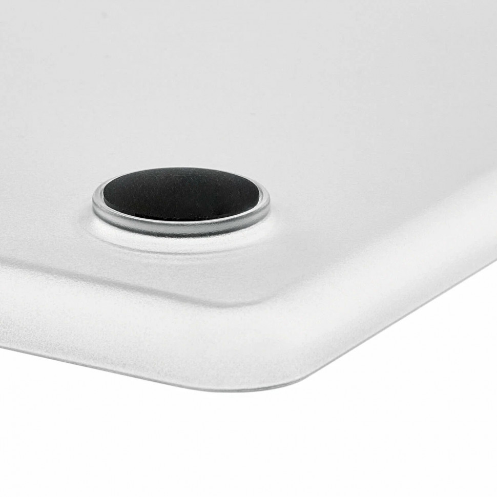 Чехол защитный uBear Ice Case для MacBook Air 13 (M2/M3/M4) Белый