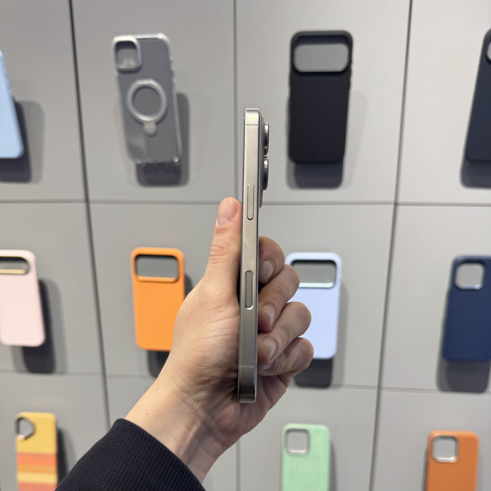 Смартфон Apple iPhone 16 Pro 512GB Натуральный титан (Natural Titanium) (Б/У)