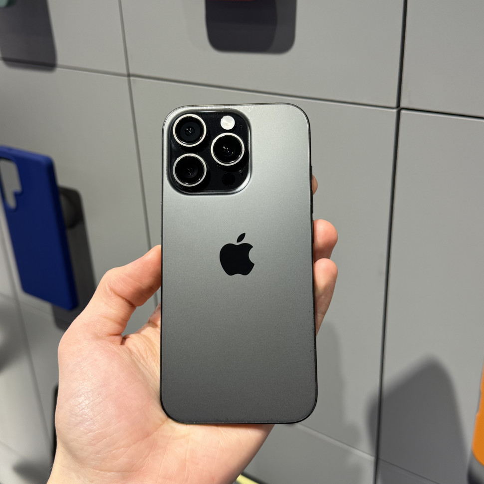 Смартфон Apple iPhone 16 Pro 256GB Черный (Black Titanium) (Б/У)