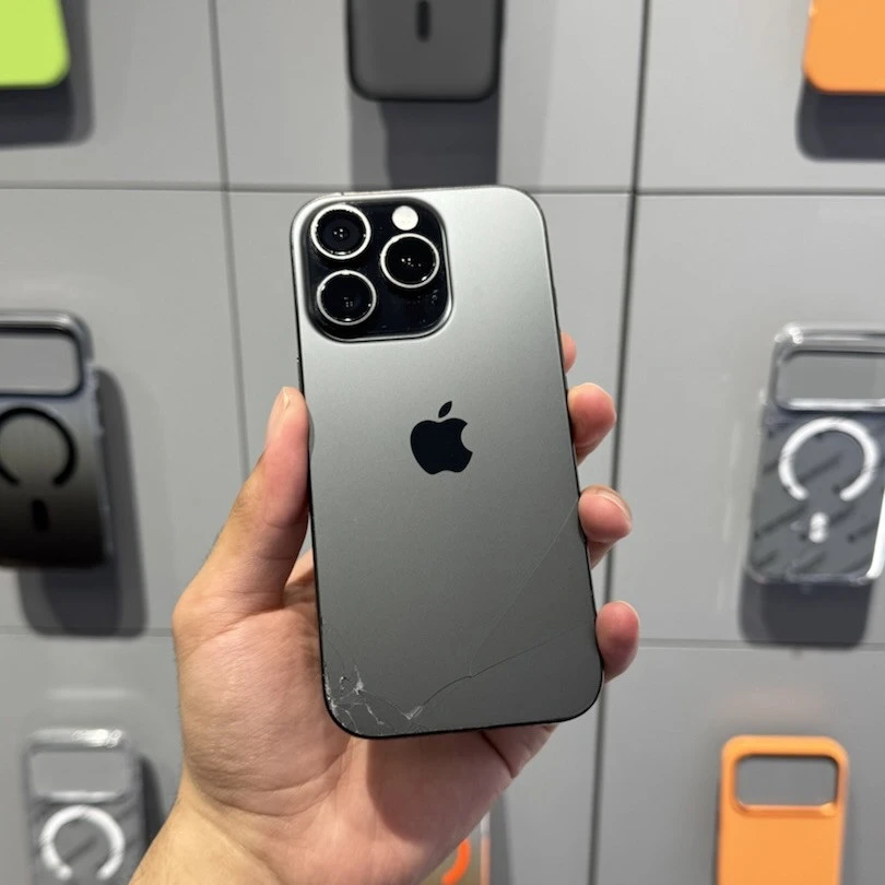 Смартфон Apple iPhone 16 Pro 256GB Черный (Black Titanium) (Б/У)